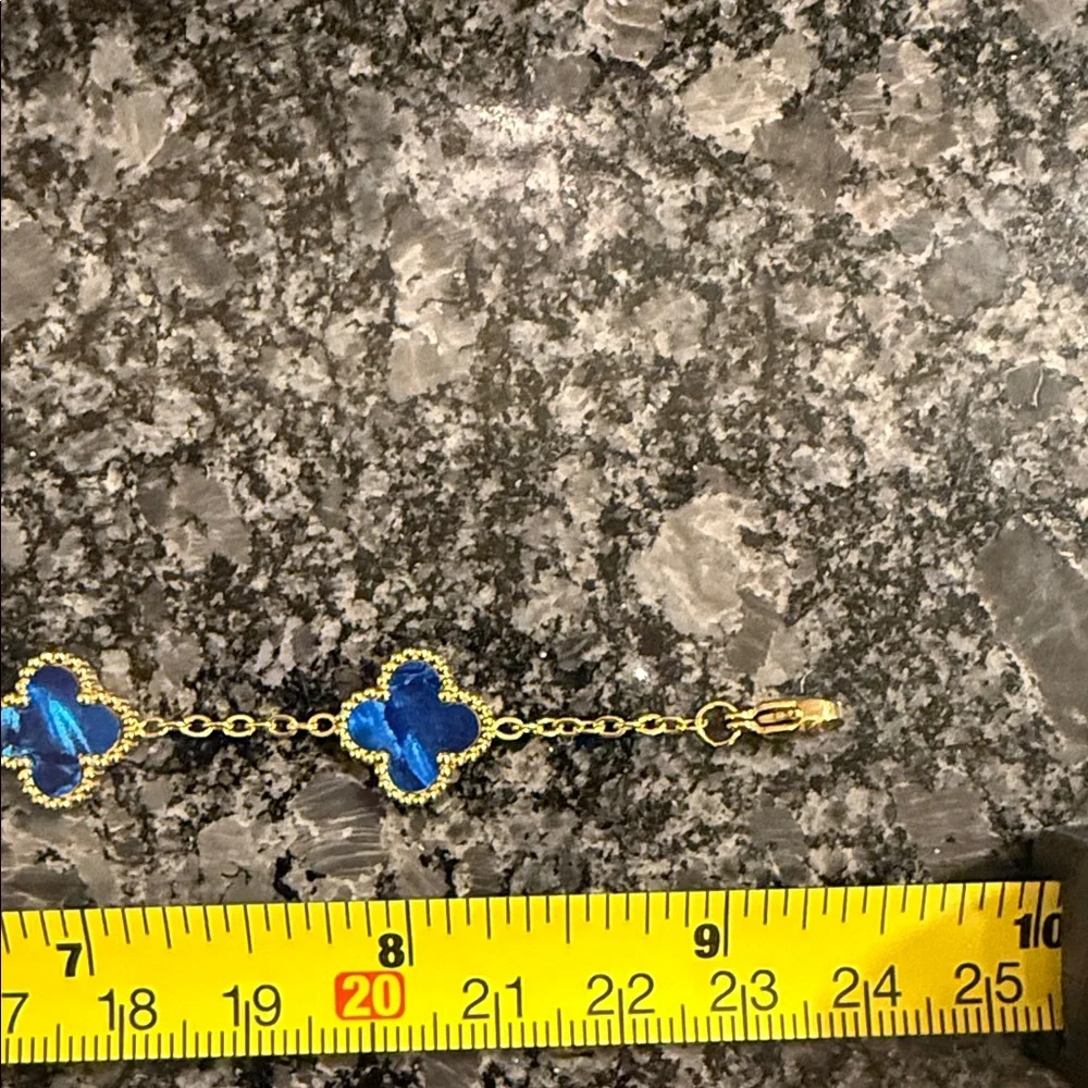 Elegant Gold and Royal Blue Clover Stainless Steel Fashion Bracelet - Picture 6 of 8